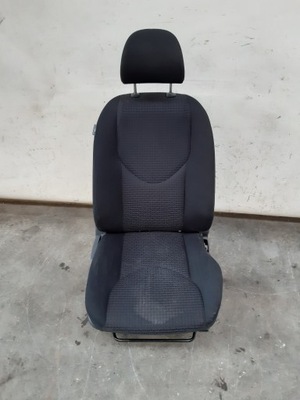 Fotel prawy Toyota RAV4