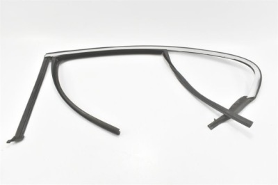 Прокладка молдинг стекло дверь левый задний  7182299 bmw 5 f10 фото №1