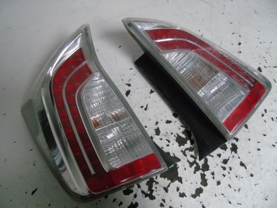 Лампа правий задня toyota prius iii фото №1