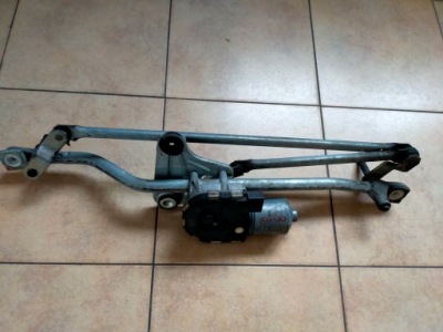 Volvo xc60 механізм моторчик двірник фото №1