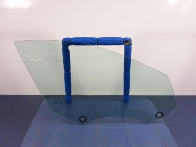 Bmw 6 gt g32 стекло дверная правый перед фото №1