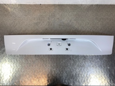 2021 alfa romeo stelvio молдинг освітлення номерного знака ls395828 фото №1