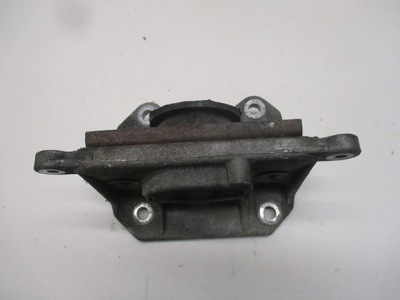 Кронштейн подушка коробки renault master ii 2.5 dci фото №1