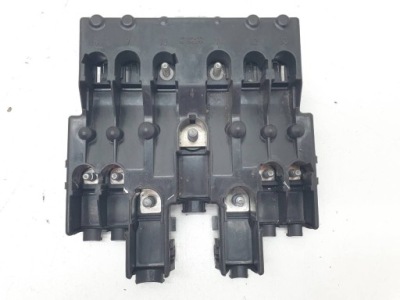 Коробка запобіжників розподільник струму sprinter w907 w910 a9075409482 фото №1