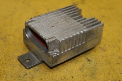 Реле вентилятора a0275458032 mercedes w168 фото №1