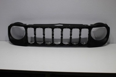 Jeep renegade lift решітка радіатора гарний 18r+ фото №1