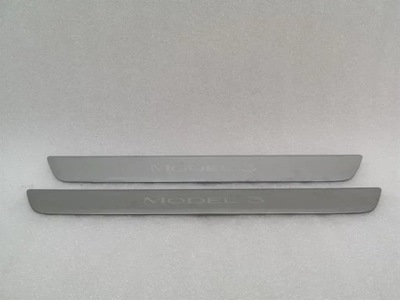 Tesla model 3 стандарт range door поріг set 1504763-0a фото №1