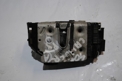 CERRADURA DE PUERTA DODGE CALIBER DERECHA PARTE DELANTERA 04589416AA  