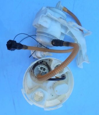 Насос помпа пального bmw x3 e83 6767947 фото №1