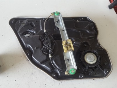 Volvo v60 i 10-18r подъемник стекло правый задняя фото №1