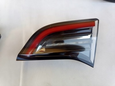 Tesla model 3 рестайлінг  фара правий задній задня led кришка багажника фото №1