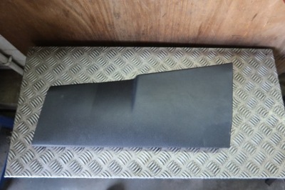 Защита обшивка стойка среднего левая 3008 ii 9811199877 фото №1