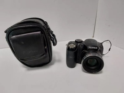 APARAT FUJIFILM FINEPIX S1730 ETUI
