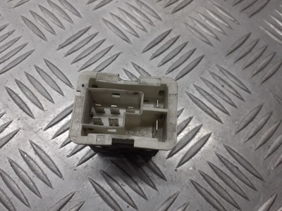 Резистор резистор вентилятор opel astra g 1,4 90560362 фото №1