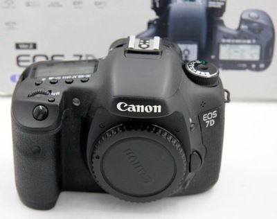 Aparat fotograficzny Lustrzanka Canon EOS 7D korpus używany