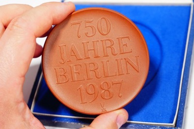 Meissen Miśnia Pamiątkowy Medal 750 Lat Berlina