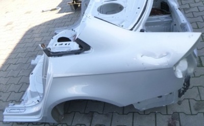 Audi a4 крыло задняя левый 8t0809302 фото №1