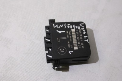 Модуль двері лівий задня mercedes w203 2038206526 фото №1