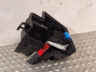 Корпус коробка запобіжників 252361535r renault clio v 19- фото №1