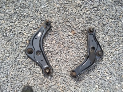 Qashqai j11 важіль лівий перед болти 54ea0blh фото №1