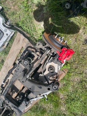 Kuga mk3 escape подвеска задние правое поворотный кулак фото №1