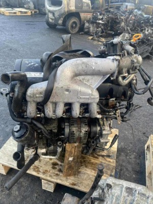 Двигатель kompletny vw transporter t5 2.5 tdi bpc 174k orginał 08r фото №1