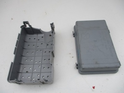 Коробка предохранителей корпус alfa romeo stelvio фото №1