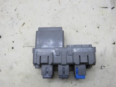 Коробка запобіжників 2.2 i-dtec civic ix hb фото №1