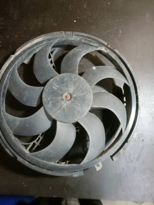 Stilo 1.9jtd вентилятор радіатора 13001700 фото №1