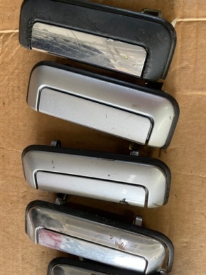 Ручка задний крышки задняя mitsubishi l200 l-200 1996-2005 фото №1