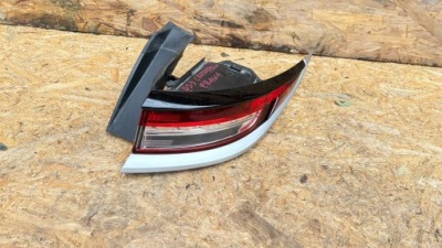 Citroen ds3 crossback лампа правая задняя 9833591480 фото №1