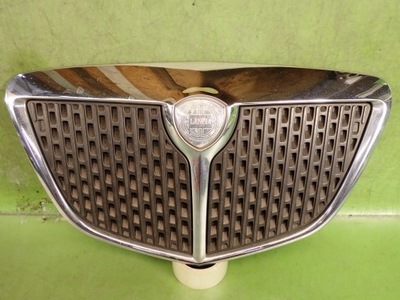 Решётка радиатора решётка радиатора lancia ypsilon ii 07r 735428201 фото №1