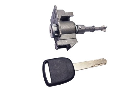 Вкладка замок дверь левая honda odyssey 2015-18 фото №1