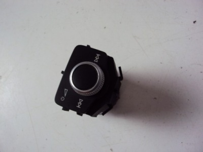 Панель радіо audi a1 ii 2019 rok фото №1