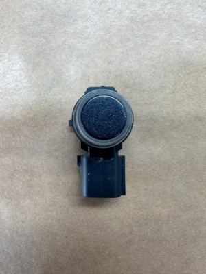 Renault clio iv датчик паркування задня 0263023910 фото №1