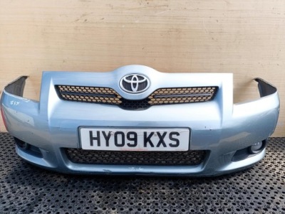 Toyota corolla verso 2 рестайлінг  бампер перед протитуманна фара pdc 1f8 фото №1