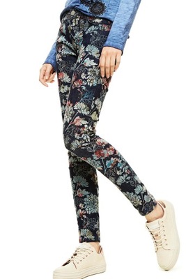 DESIGUAL DAMSKIE SPODNIE W KWIATY JEANS W30 PCN