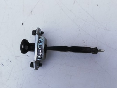 Обмежувач двері правий задня kia ceed ii 12-17 фото №1