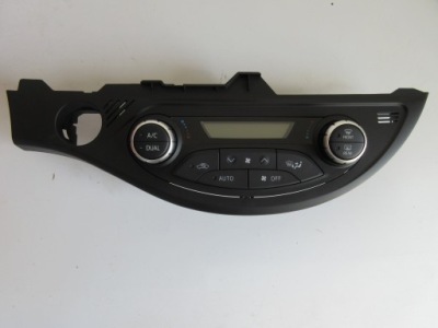 Yaris iii 2017 lift панель кондиціонера фото №1