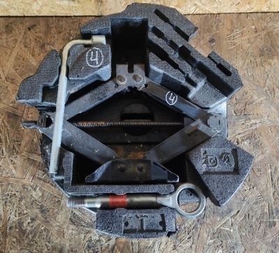 Набор do колеса домкрат ключ ушко subaru legacy фото №1