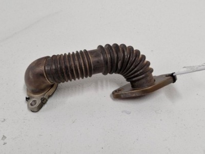 Renault master 3 3 2.3 dci шланг трубка egr 147256115r фото №1