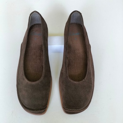 Nowe skórzane Clarks Nr. 38