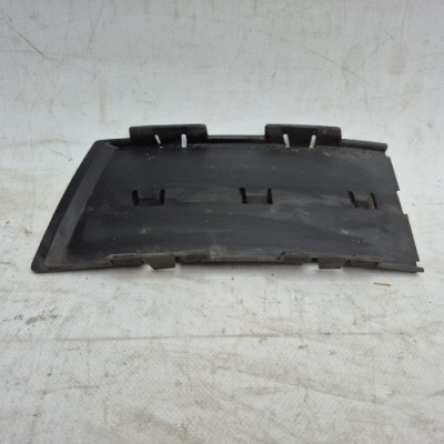 Audi a4 b7 левая заглушка решётки бампера перед передняя фото №1