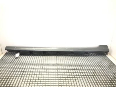 Молдинг поріг лівий vw passat b8 sedan/limuzyna фото №1