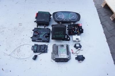 Бортовий комп'ютер двигуна 8200726880 renault laguna 3 iii 2.0 dci фото №1