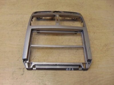 Рамка консолі панель peugeot 307 9634505077 фото №1