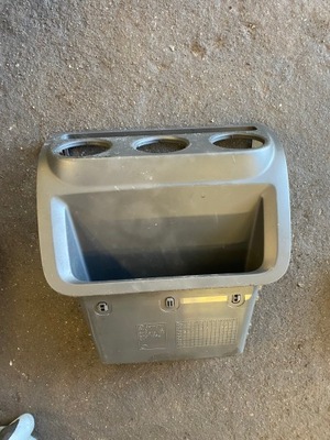 Vw golf plus рамка 5m0819422a фото №1