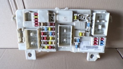 Focus 2 ii 1.6 hdi коробка запобіжників 7m5t14a073cd фото №1