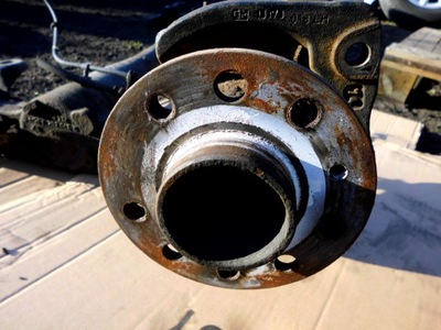 Opel zafira b ступица задняя 1.9 cdti 13175018 фото №1