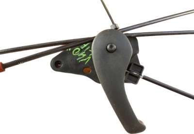 Volvo v40 трос капот ручка тягa 31395562 фото №1